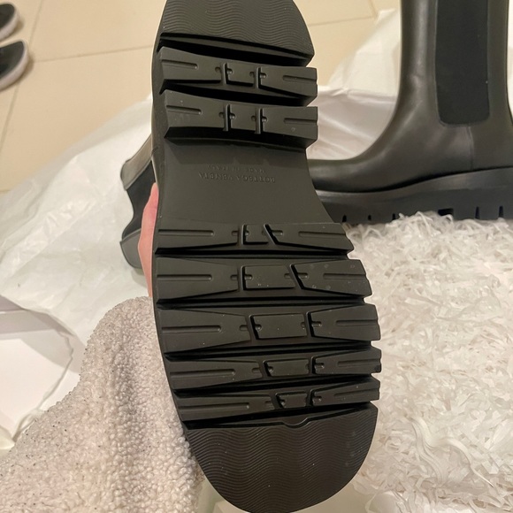 Bottega Veneta The Lug Boots Size 37 - Picture 4 of 10